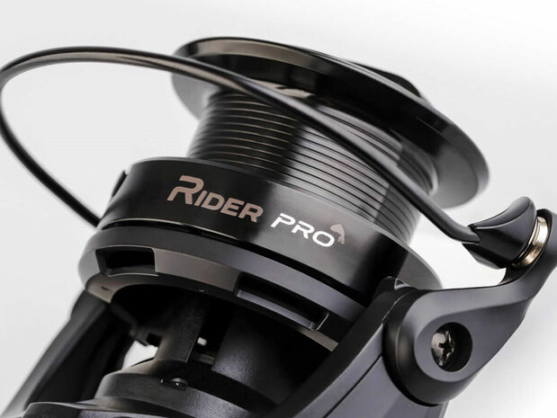 Karper Vrijloopmolen Rider Pro 6000 aluminium spoel