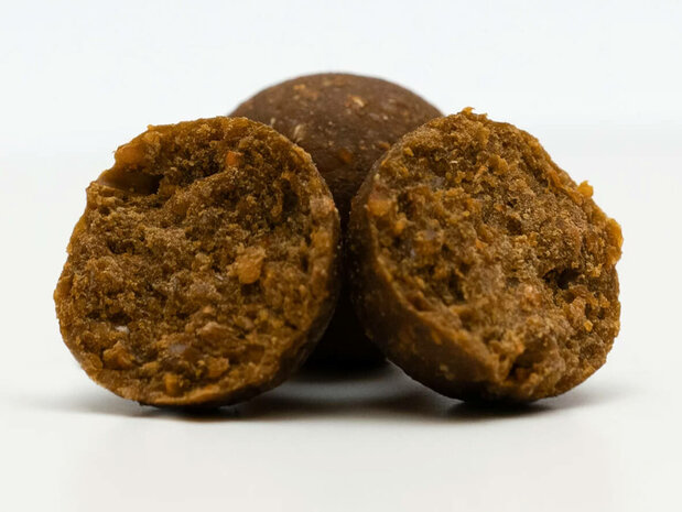 Chili Spicy Squid & Krill Boilies 20mm - 5kg - XL Baits